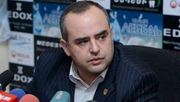 Սա քաղաքական հետապնդում է պարոն Ազարյանի նկատմամբ՝ մասնագիտական գործունեության պատճառով. Աթանեսյան